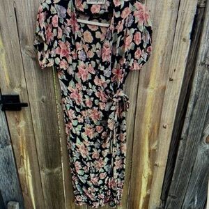 Vintage Women's Floral Midi Dress Size 4 Multicolor Short Sleeve Casual
